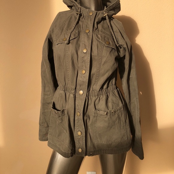 Buffalo outerwear, size M, In excellent condition - Picture 3 of 6